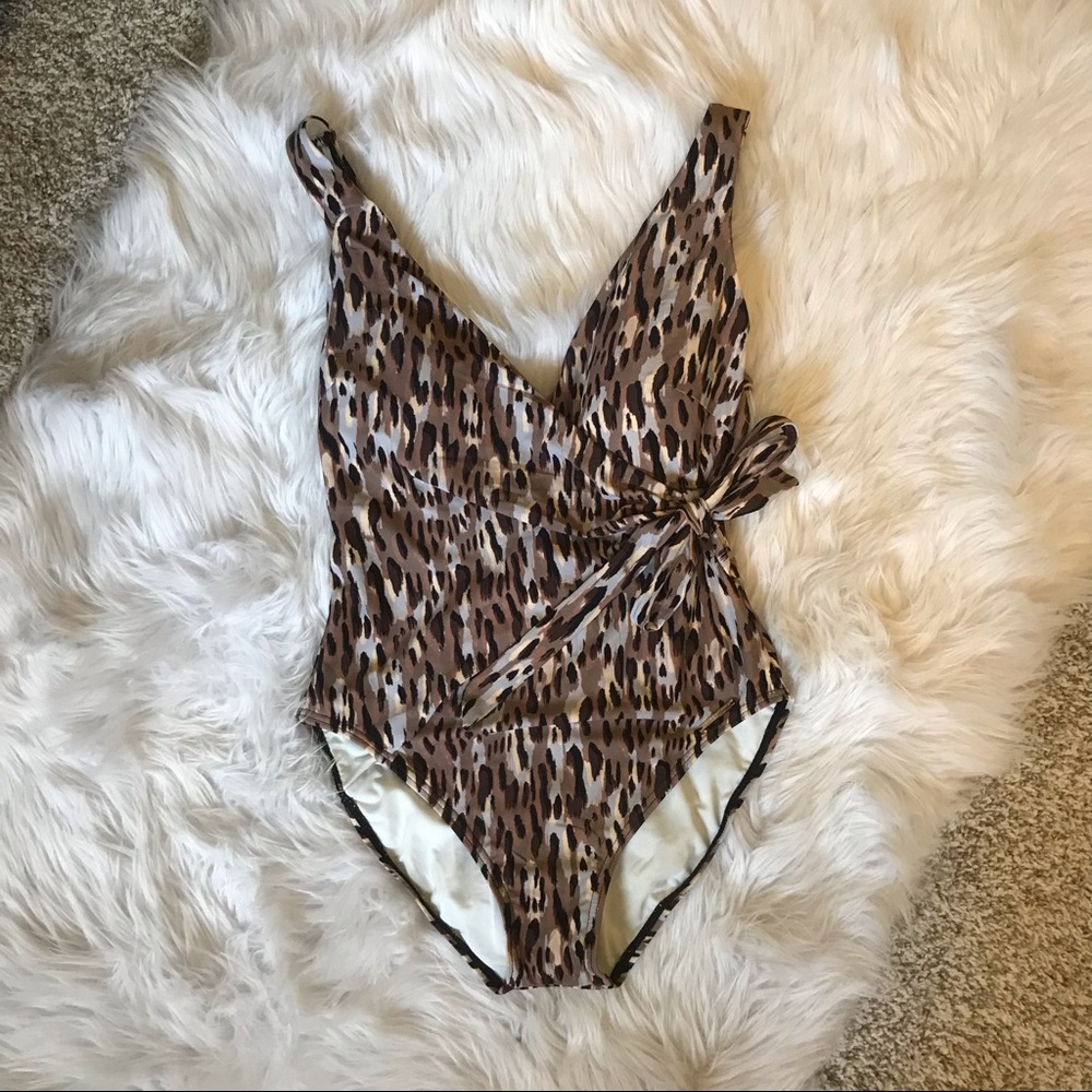 NWT Vince Camuto Tie One Piece Swimsuit Size 12
